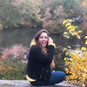 Meet your Posher, Ana